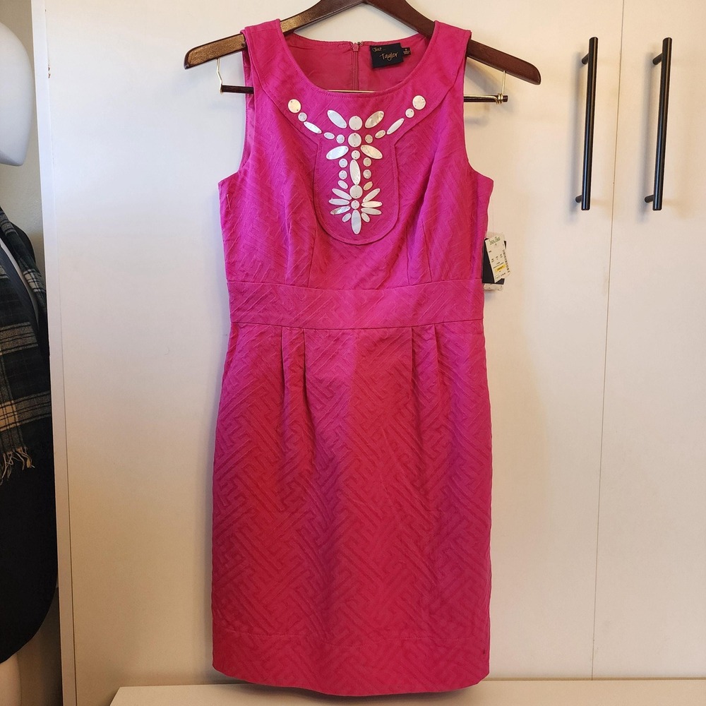 M Fuchsia Sleeveless Midi Dress by Just...Taylor, Size 8 Medium New with tags